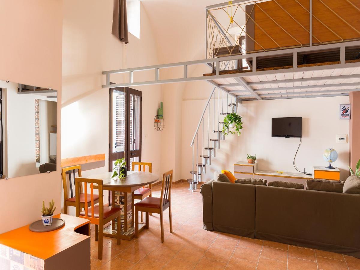 Al Vicolo Stretto Bed & Breakfast Santa Maria a Vico Exterior foto