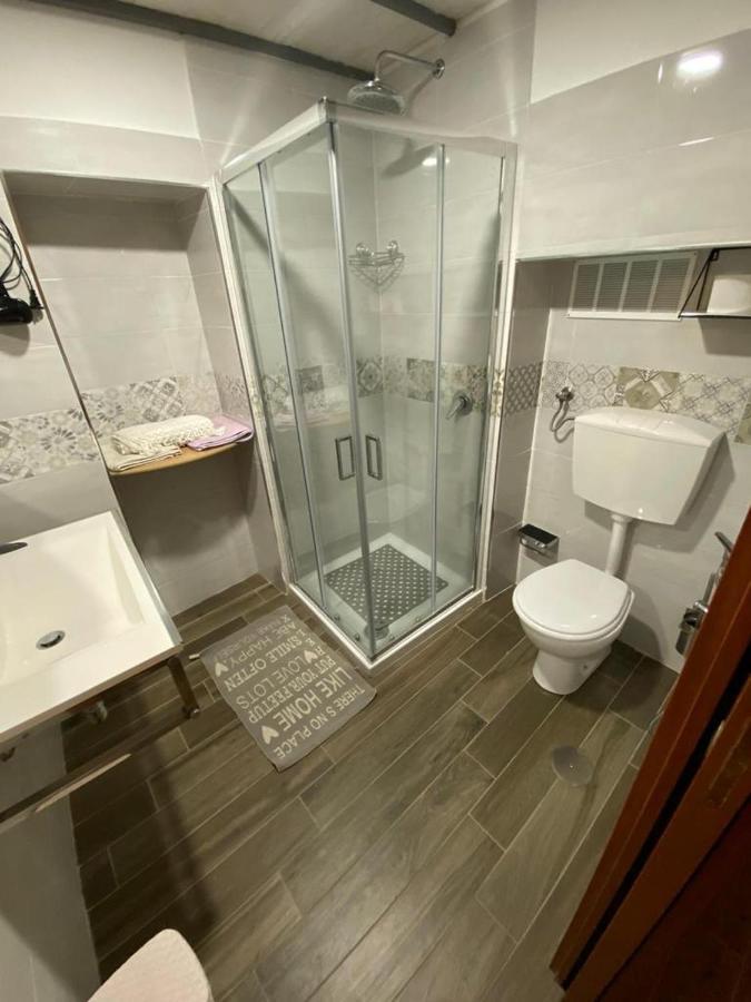 Al Vicolo Stretto Bed & Breakfast Santa Maria a Vico Exterior foto